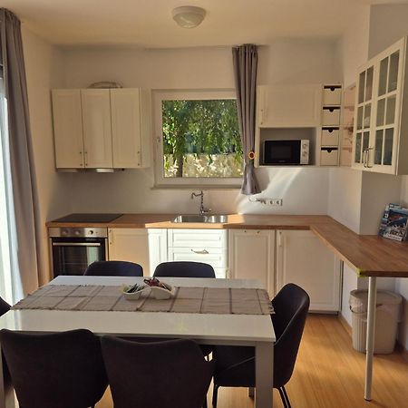 Luxury Two-Floor Apartment In Petrcane With Garden And Pool מראה חיצוני תמונה