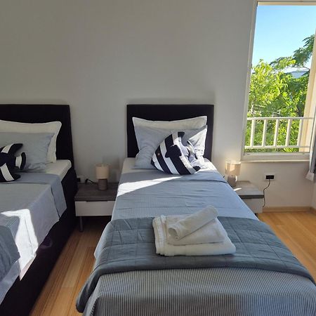 Luxury Two-Floor Apartment In Petrcane With Garden And Pool מראה חיצוני תמונה