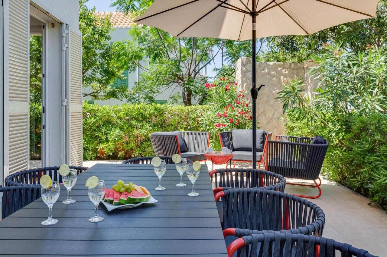 Luxury Two-Floor Apartment In Petrcane With Garden And Pool מראה חיצוני תמונה