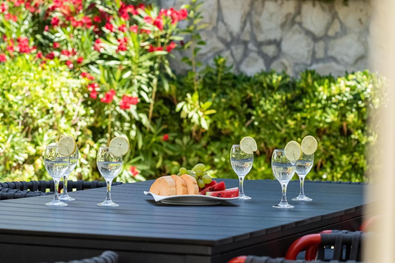 Luxury Two-Floor Apartment In Petrcane With Garden And Pool מראה חיצוני תמונה