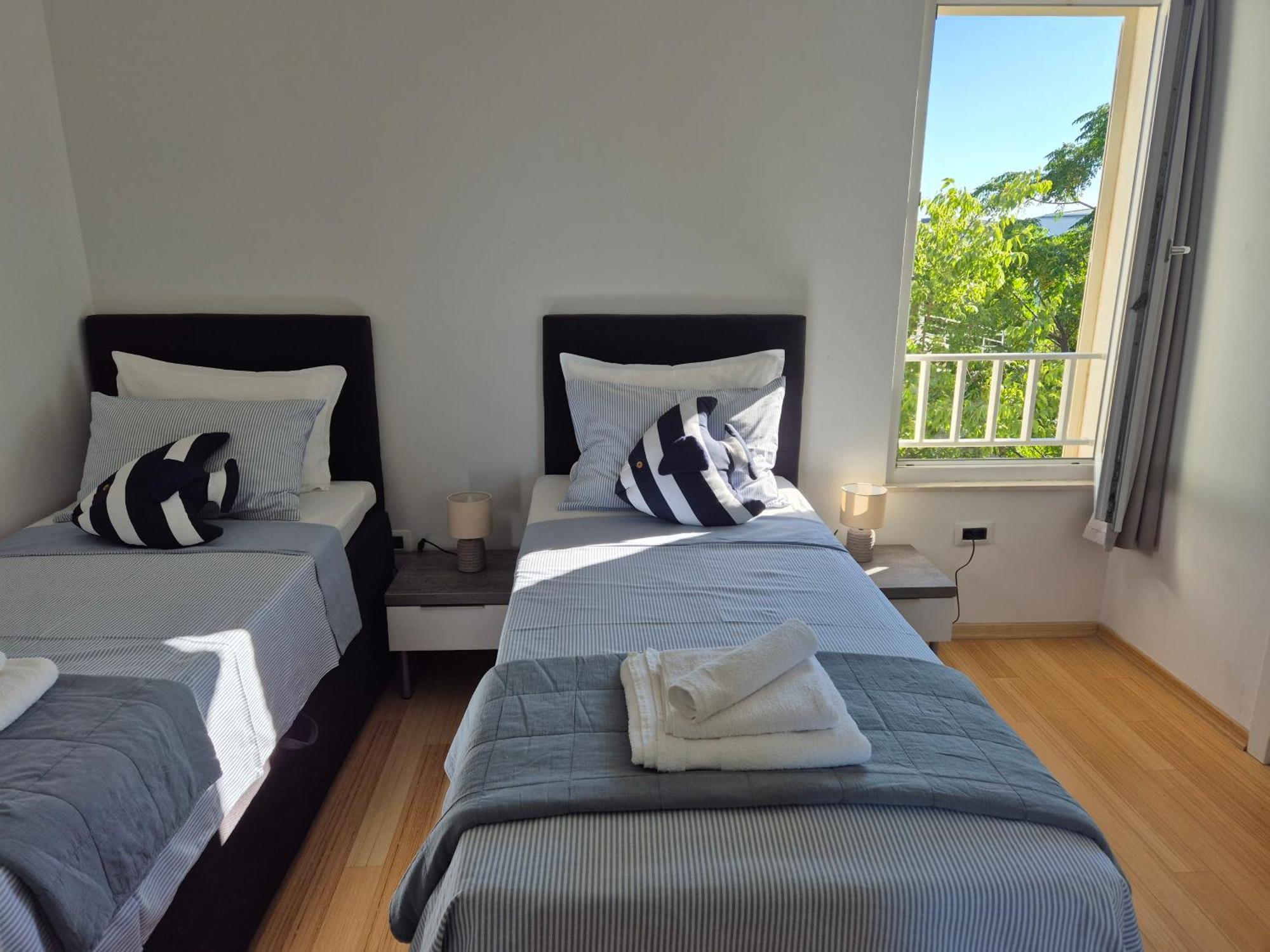 Luxury Two-Floor Apartment In Petrcane With Garden And Pool מראה חיצוני תמונה